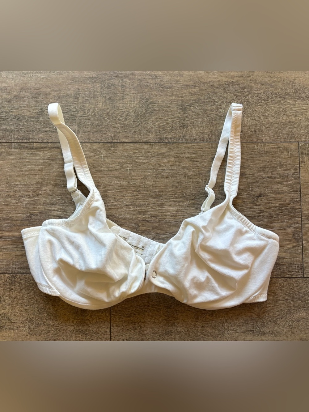 Gilligan & O'Malley Women’s Size 38C White Snap Nursing Bra Underwire